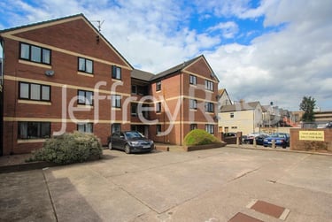 3 bed house, Woodville Court, Cathays, Cardiff, CF244DR - Image 8